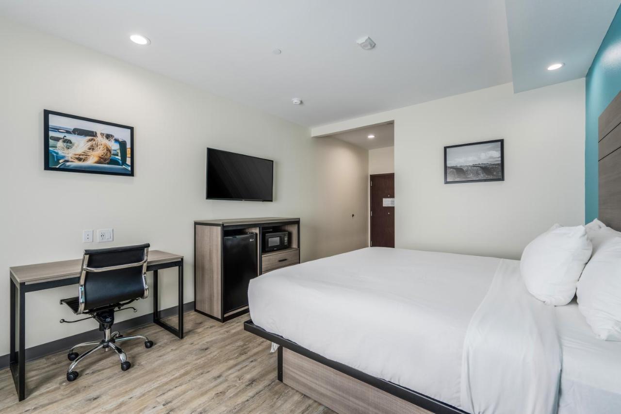 Americas Value & Hotel Katy