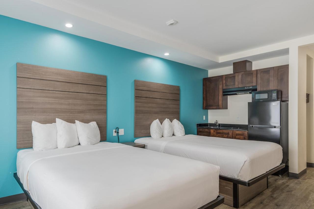 Americas Value & Hotel